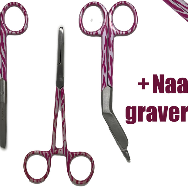 3 delig scharen set verpleegkundige Rose Zebra (+ naam graveren) - Caregear.nl Zorg scharen verpleegkundigen