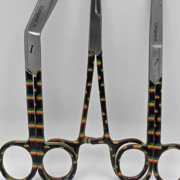 3 delig scharen set verpleegkundige Regenboog - Caregear.nl Zorg scharen verpleegkundigen