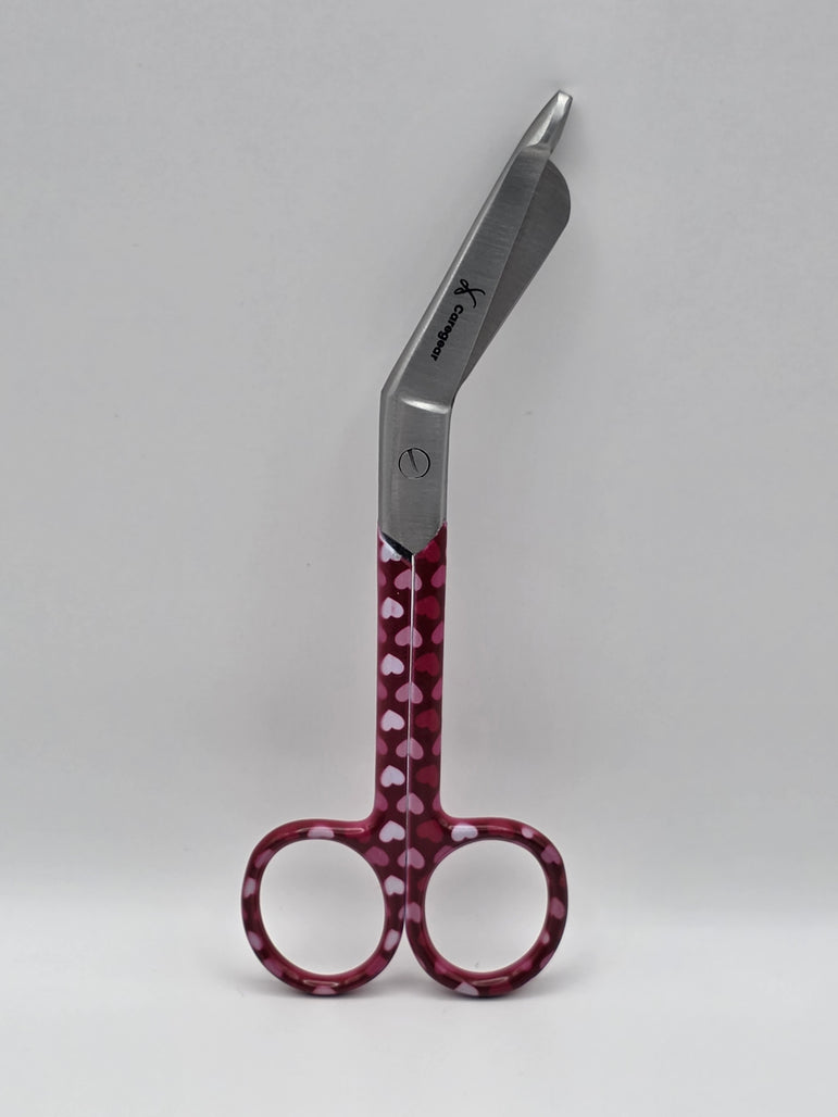 3 delig paarse set scharen met  roze hartjes, verpleegkundige  (+ naam graveren) - Caregear.nl Zorg scharen verpleegkundigen