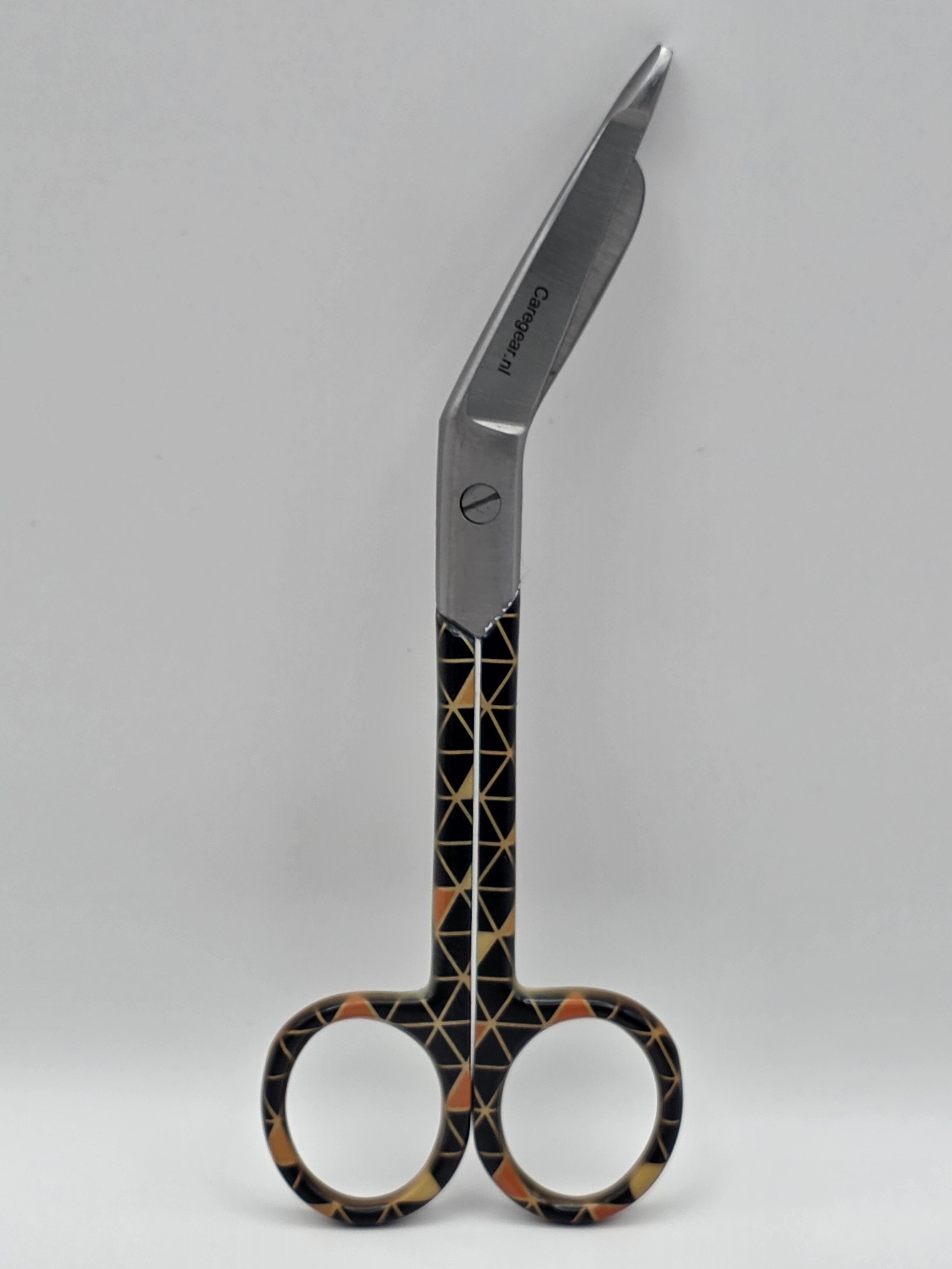 3-delige verpleegkundige scharenset – zwart/bruin met driehoekjes | Medische scharen RVS + naam graveren - Caregear.nl Zorg scharen verpleegkundigen
