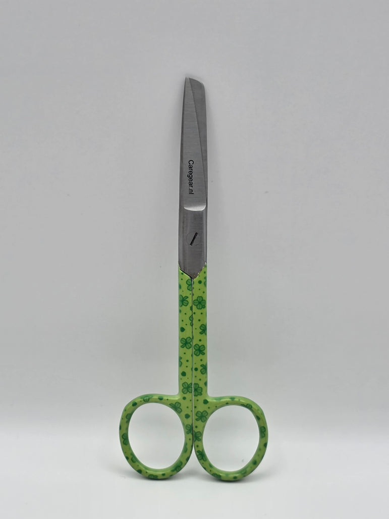 3 delig scharen set verpleegkundige Green Leprechaun  (+ naam graveren) - Caregear.nl Zorg scharen verpleegkundigen