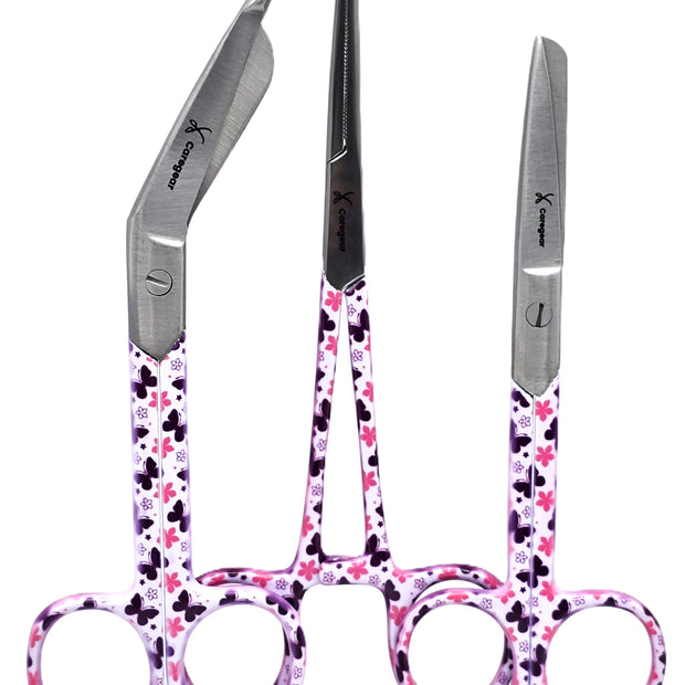 3-delige verpleegkundige scharenset in het paars met vlinders – medische scharen van RVS met naamgravering - Caregear.nl Zorg scharen verpleegkundigen