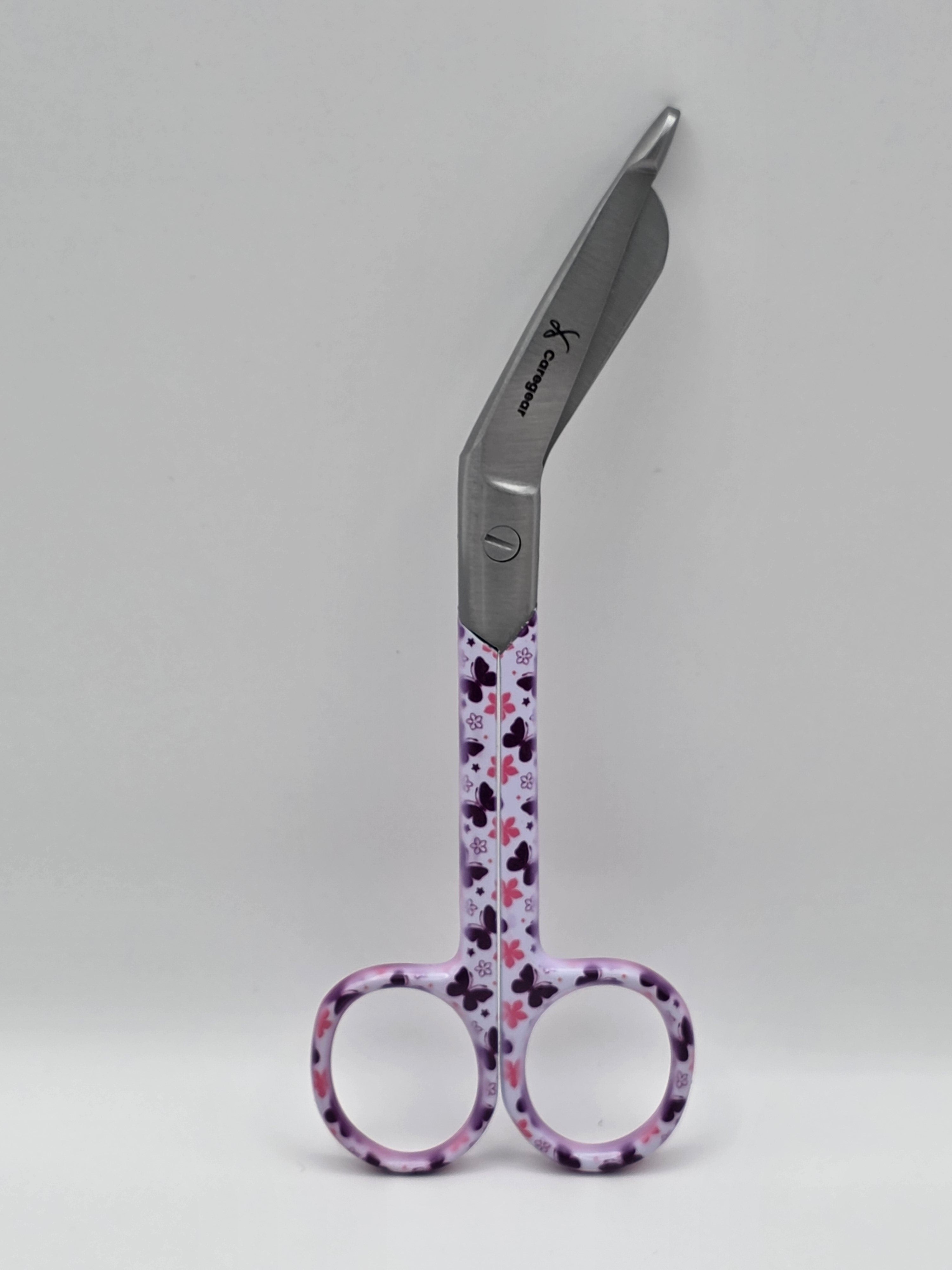 3-delige verpleegkundige scharenset in het paars met vlinders – medische scharen van RVS met naamgravering - Caregear.nl Zorg scharen verpleegkundigen