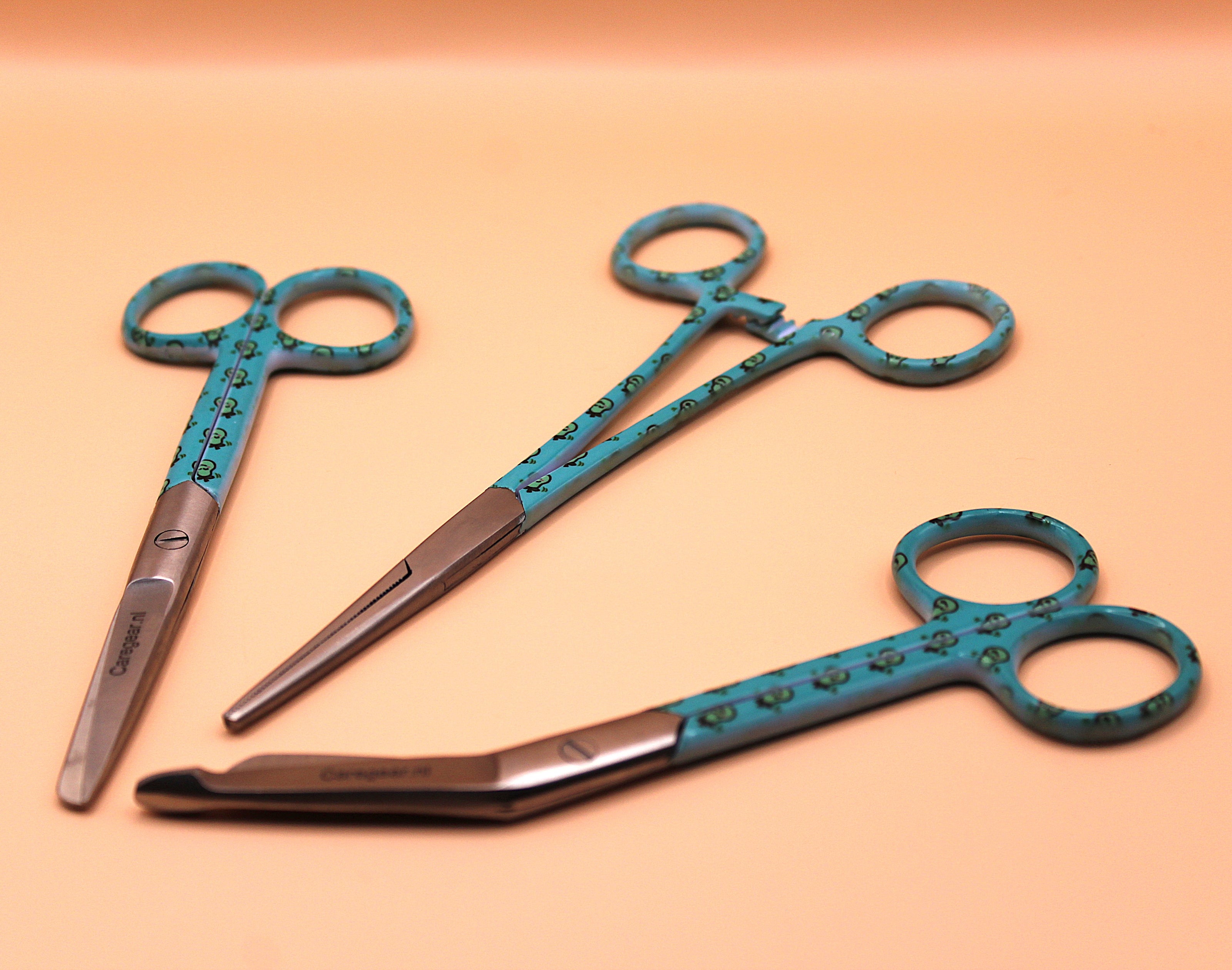 Blue Fruit 3 delig - Caregear.nl Zorg scharen verpleegkundigen