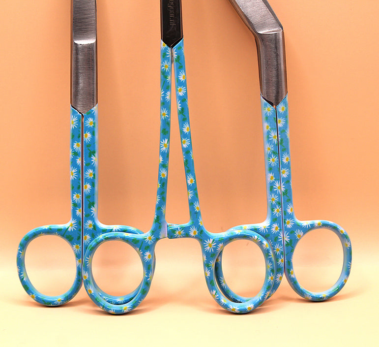 Witte Margriet 3 delig - Caregear.nl Zorg scharen verpleegkundigen