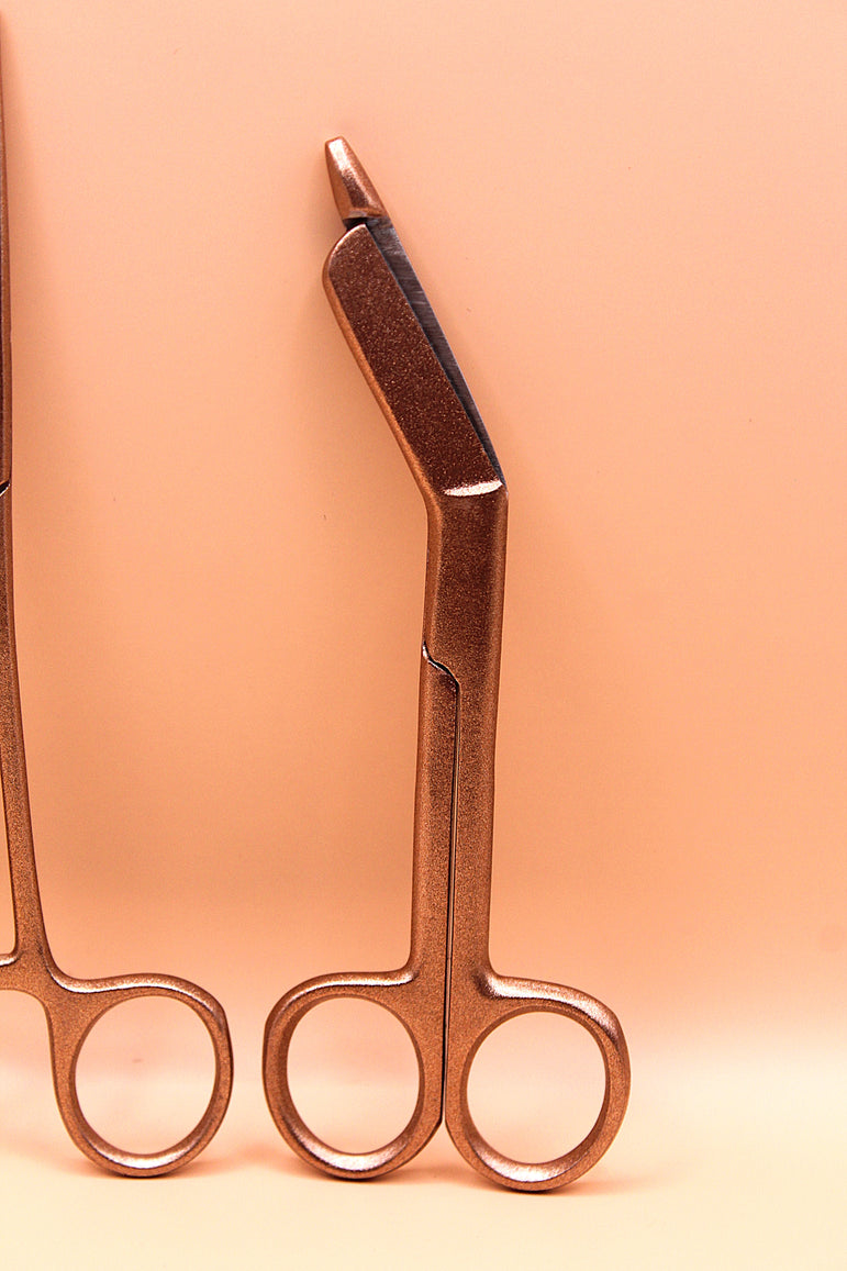 Aurora Metallic koperrosé look 3 delig - Caregear.nl Zorg scharen verpleegkundigen