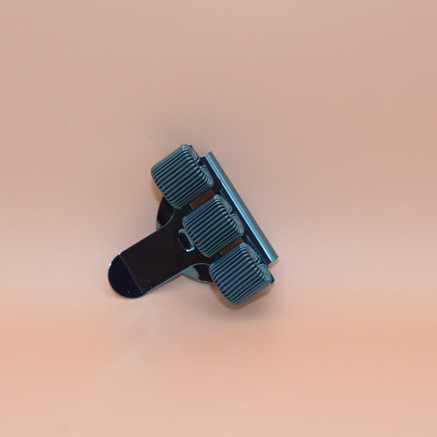 3-vaks Pennenclip – Zilver - Caregear.nl Zorg scharen verpleegkundigen