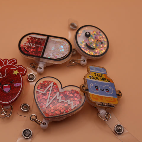 Badgehouder XL Chill Capsule 250mg - Caregear.nl Zorg scharen verpleegkundigen