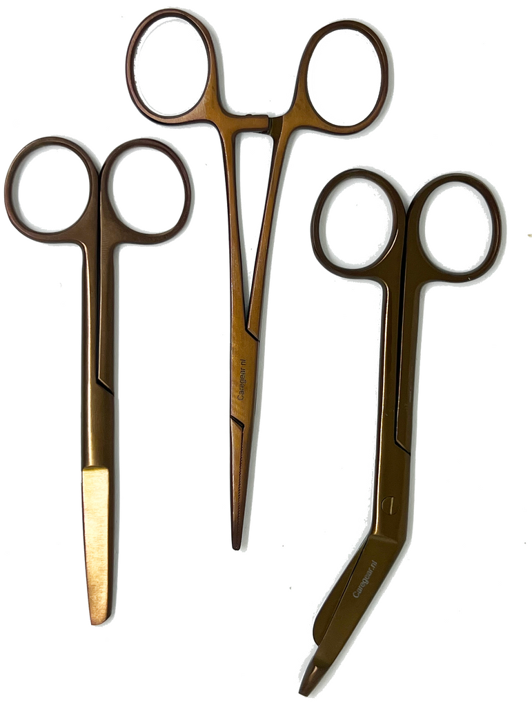 3 delig scharen set verpleegkundige Bronze (naam graveren) - Caregear.nl Zorg scharen verpleegkundigen