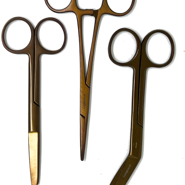 3 delig scharen set verpleegkundige Bronze (naam graveren) - Caregear.nl Zorg scharen verpleegkundigen